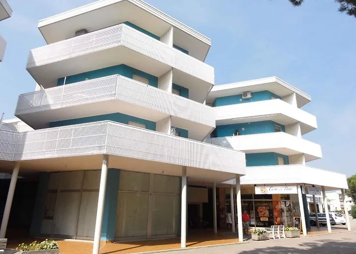 Διαμέρισμα In 38317 *